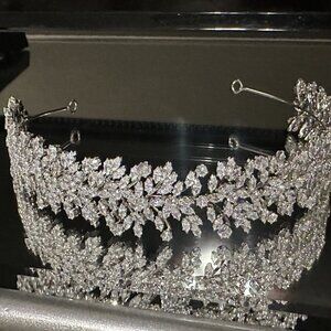 Luxury Cubic Zirconia Bridal Silver Headwear